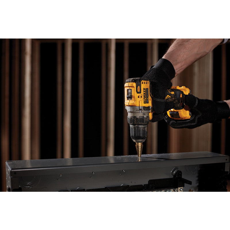 Perceuse à percussion, Dewalt, Debrico, Bruxelles, magasin de bricolage, matériaux de construction